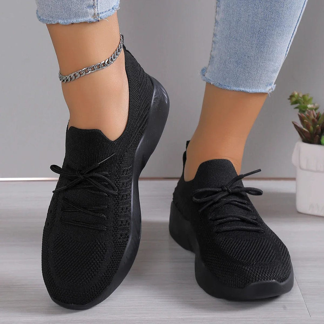 Rutschfeste orthopädische Damen Sneaker, leichte Alltagsschuhe mit guter Dämpfung und Fußgewölbestütze.
