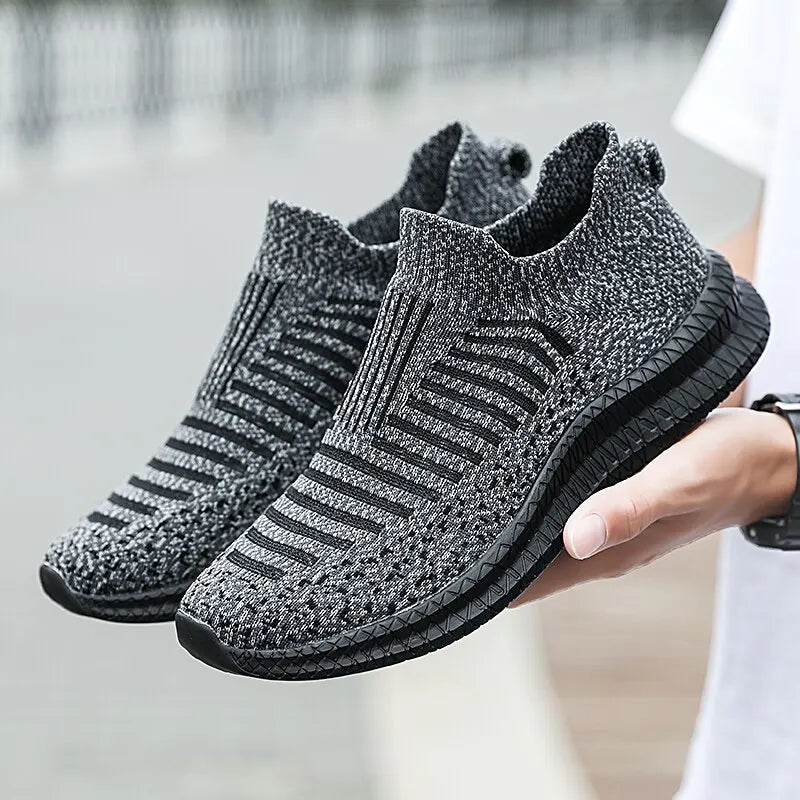Herren Slip-On Sneaker, atmungsaktiv, leicht. Ideal für Sport & Alltag, bequem & vielseitig.