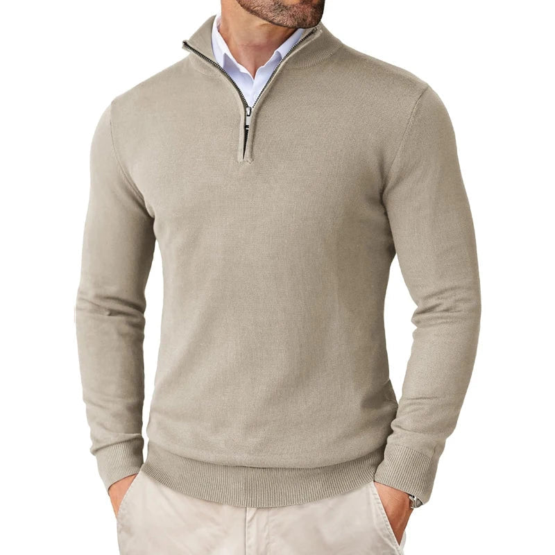 Leichter Herren Pullover mit Quarter Zip, ideal für die Übergangszeit, atmungsaktiv & komfortabel.