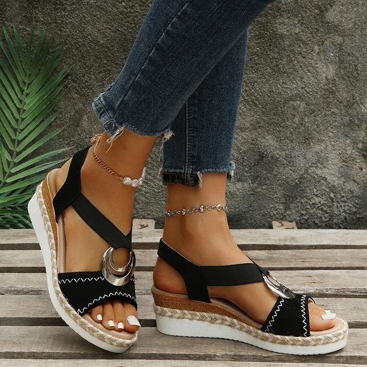 Bequeme Damen Keilabsatz Sandalen mit Schlangenprint, verstellbar, ideal für Sommer & Urlaub.