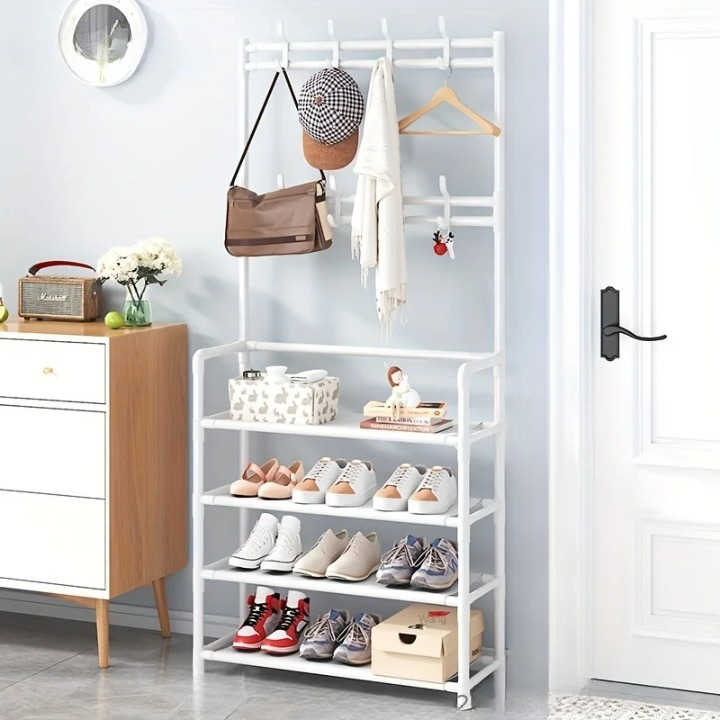 Moderner Garderobenständer EntryMate mit Schuhregal für effiziente Organisation von Kleidung und Schuhen zu Hause.