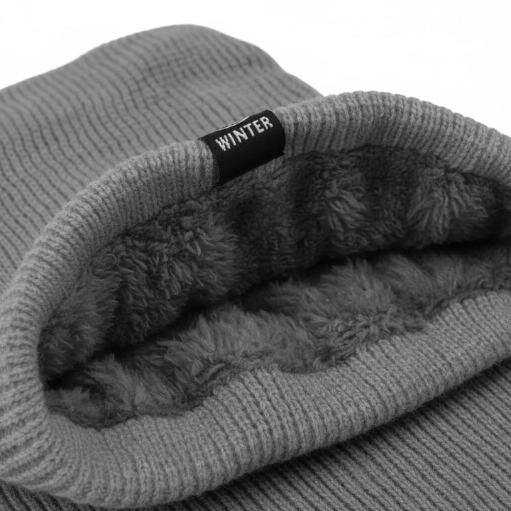 Gemütlicher Damen Plüsch Rundschal, weich und warm, perfektes Winter-Accessoire für Hals & Gesicht.