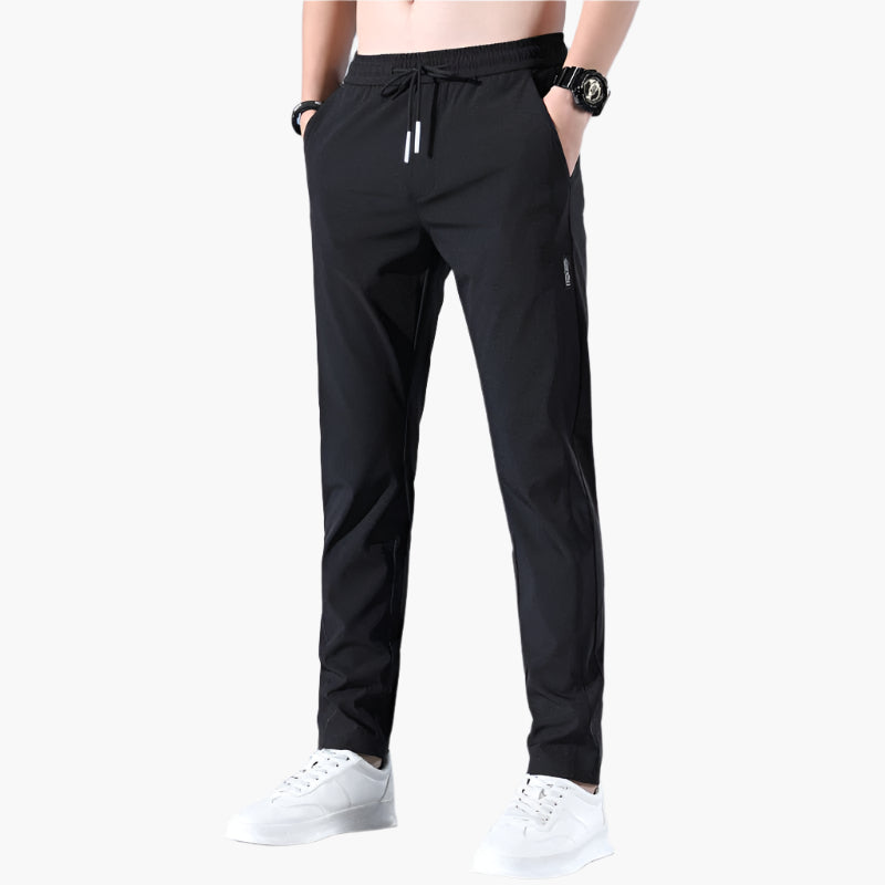 Bequeme, atmungsaktive Herren Jogginghose in Dunkelgrau. Perfekt als Sporthose, Freizeithose & für den Alltag.