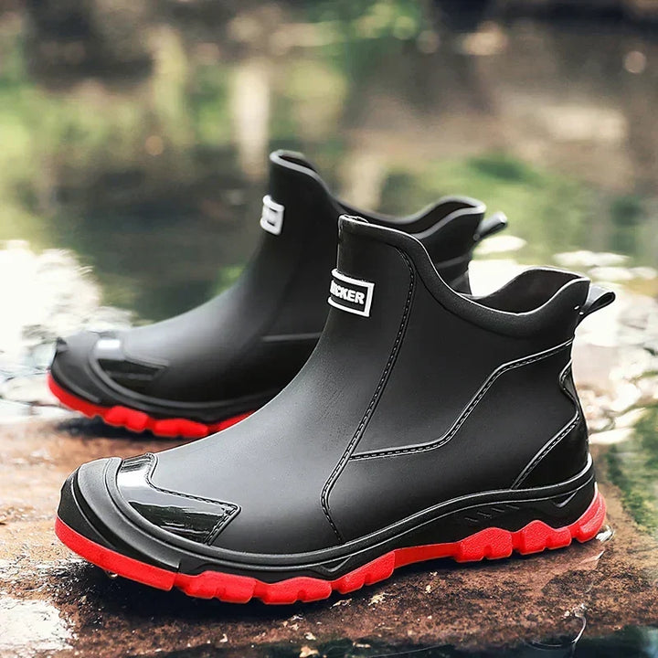 Robuste Herren Schnürstiefel in Schwarz, langlebig & stilvoll für Winter & Outdoor. Ideal für Freizeit.