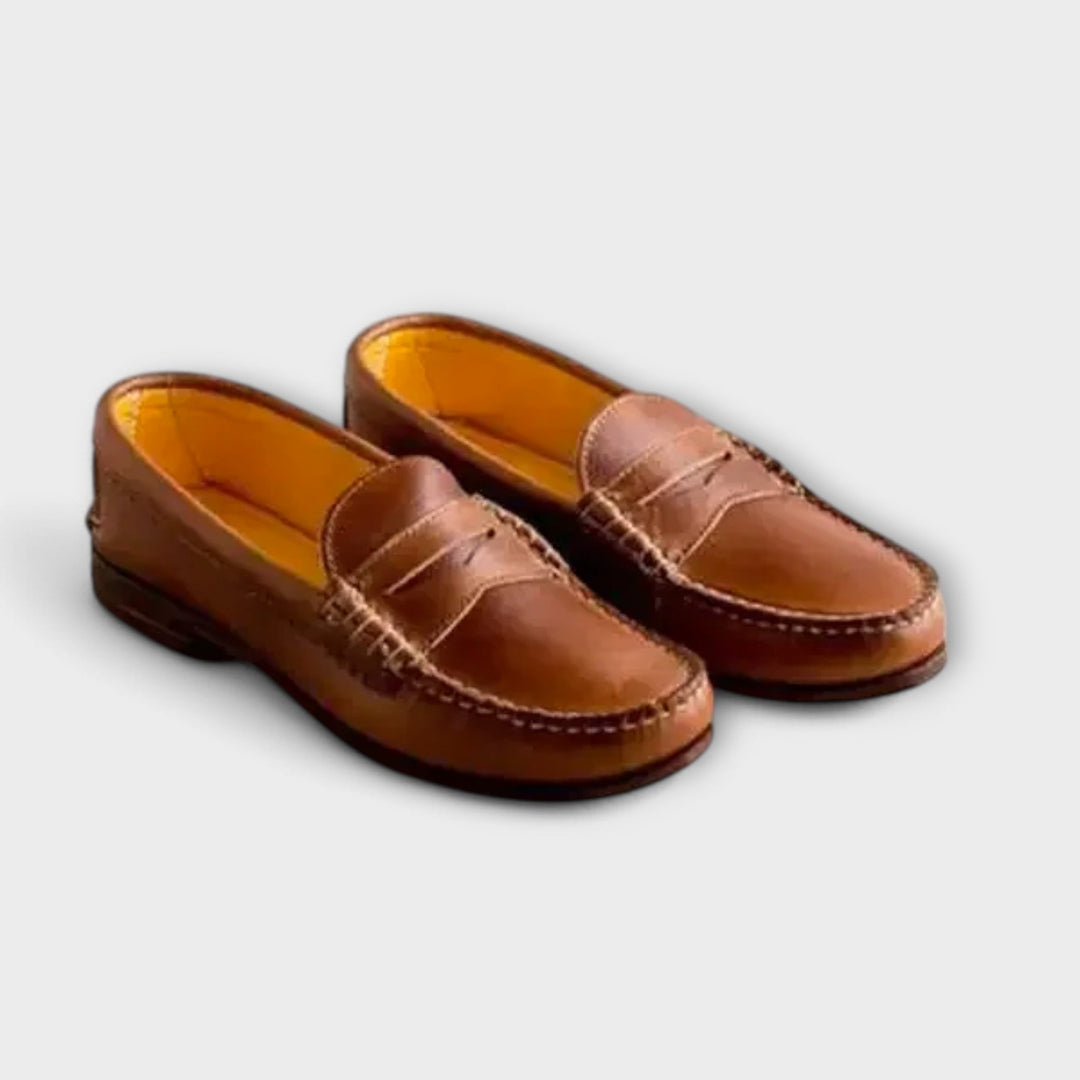 Zeitlose Damen Loafer; bequeme Damenschuhe mit rutschfester Sohle, ideal als elegante Alltagsschuhe.