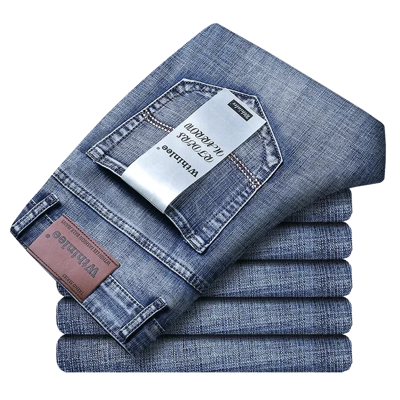 Stylische schwarze Straight Fit Jeans für Herren, perfekt für moderne Casual-Looks und den Alltag.