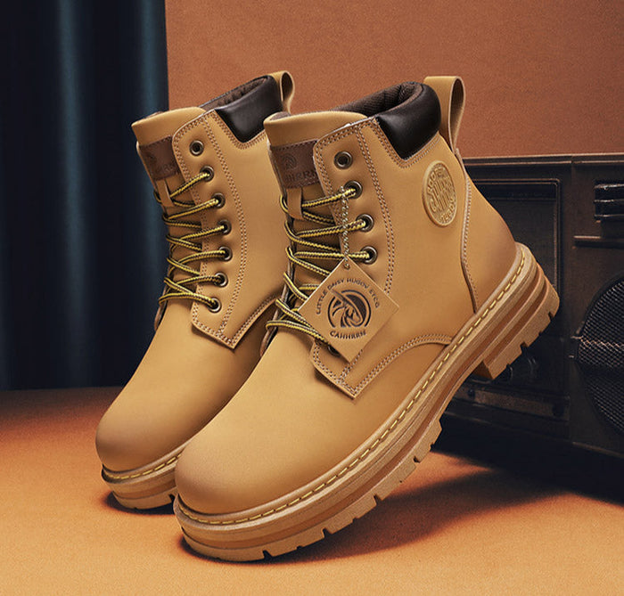 Wasserdichte Herren Alltagstiefel für Herbst & Winter. Robuste Schnürstiefel mit rutschfester Outdoor-Sohle.