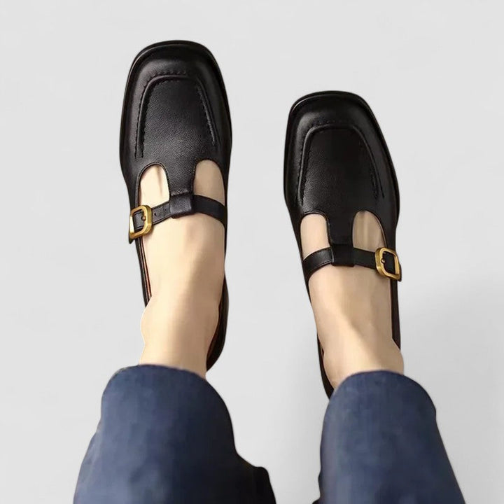 Bequeme orthopädische Damen Mary-Jane Schuhe, ideal als Alltagsschuhe mit integrierter Fußgewölbestütze.