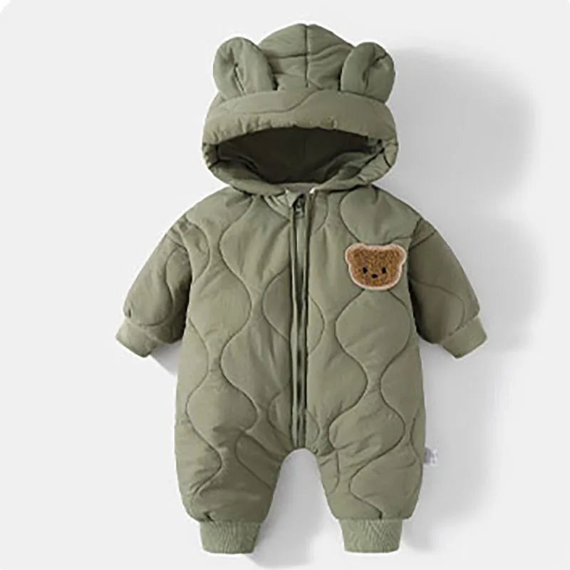 Bequemer Baby Winteroverall Bärenmotiv, extra weich und warm für kalte Wintertage.