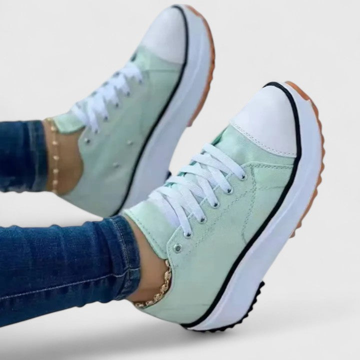 Vielseitige Damen Freizeitschuhe, bequem und leicht, passen perfekt zu sportlichen und legeren Outfits.