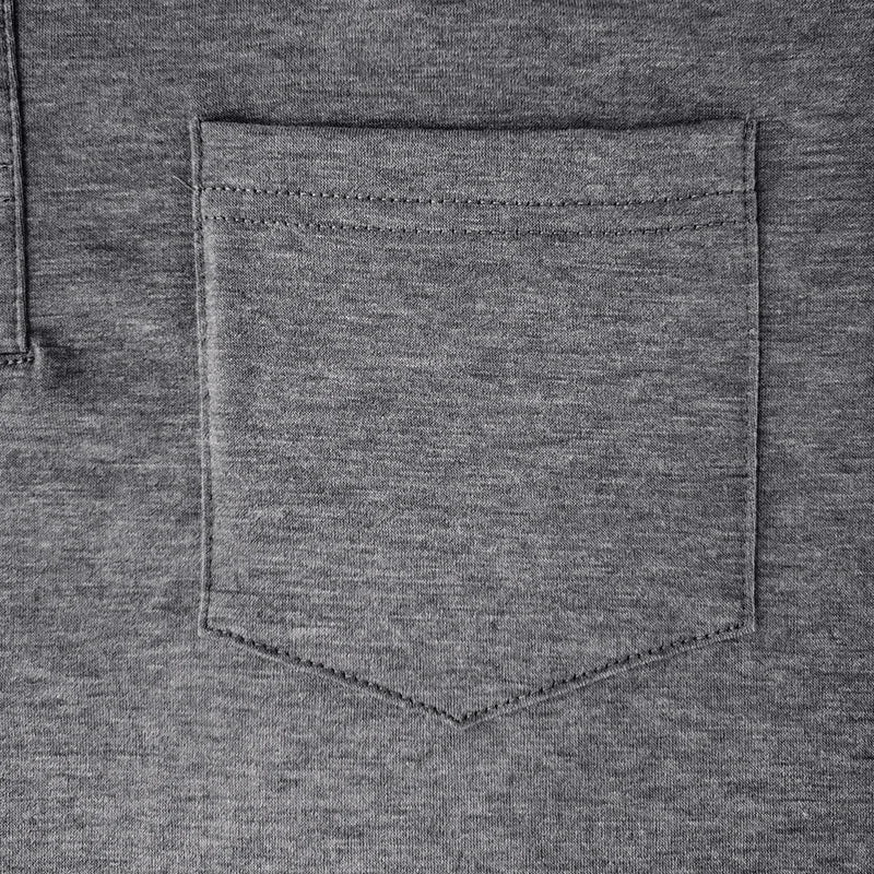 Vielseitiges Herren-Oberteil: Langarm, Slim Fit, Knopfleiste. Für einen gepflegten Auftritt.