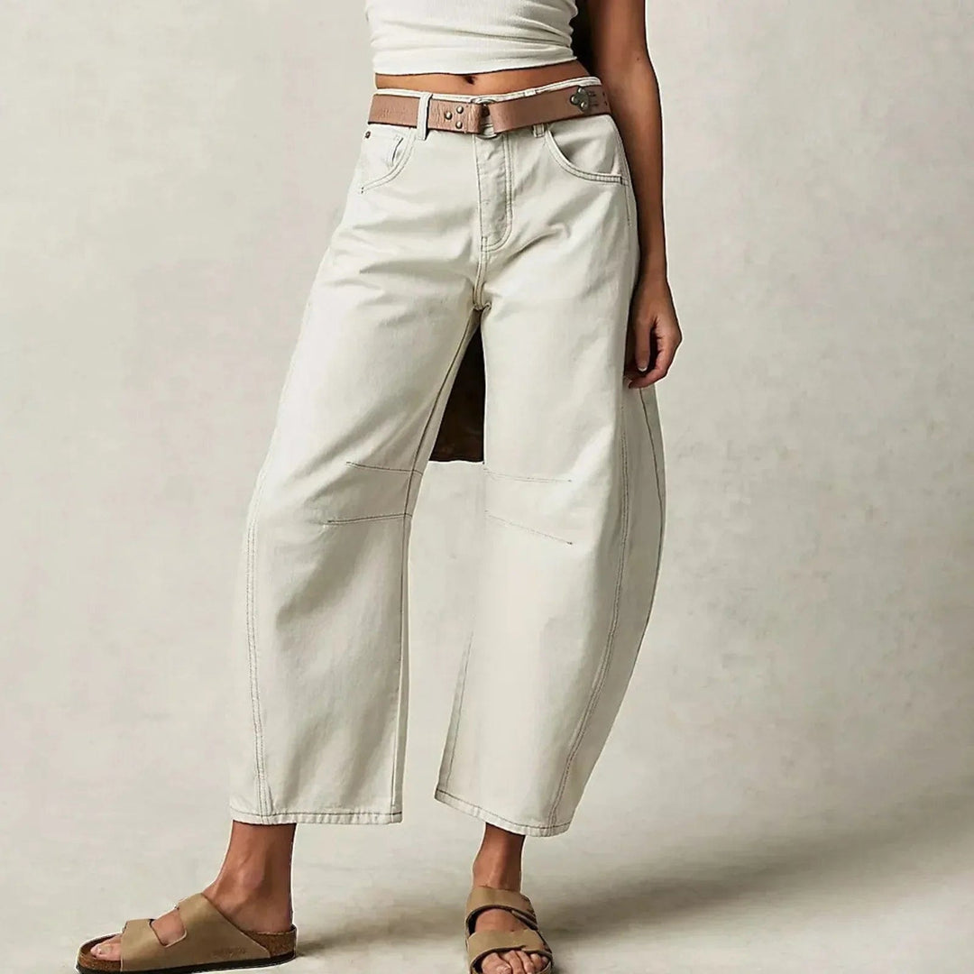 Zeitlose Damen Wide Leg Jeans, vielseitig kombinierbar für stilvolle Alltags- und Freizeit-Outfits.