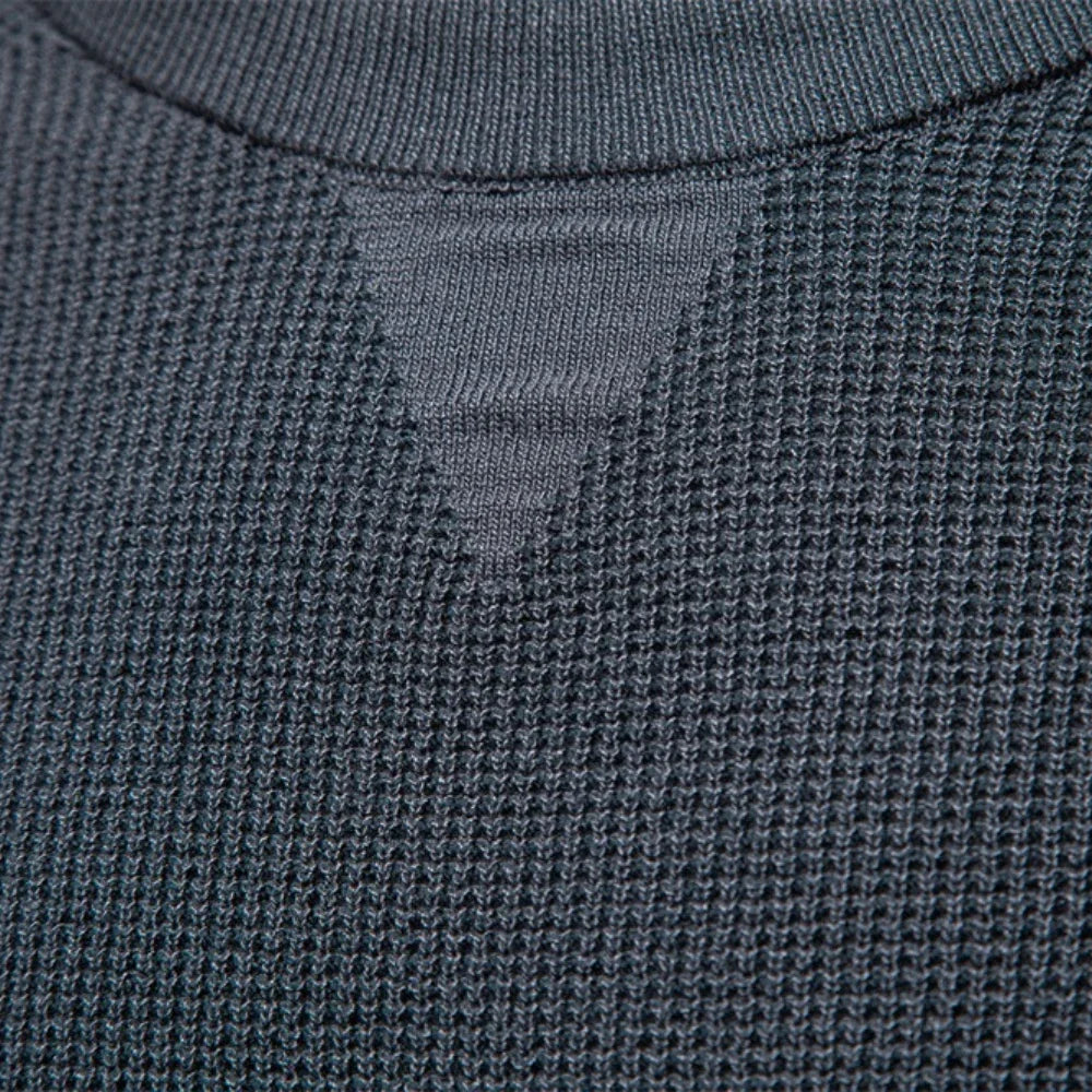 Vielseitiger Herren Strickpullover für Freizeit, Büro und gemütliche Stunden, bietet Wärme und Stil.