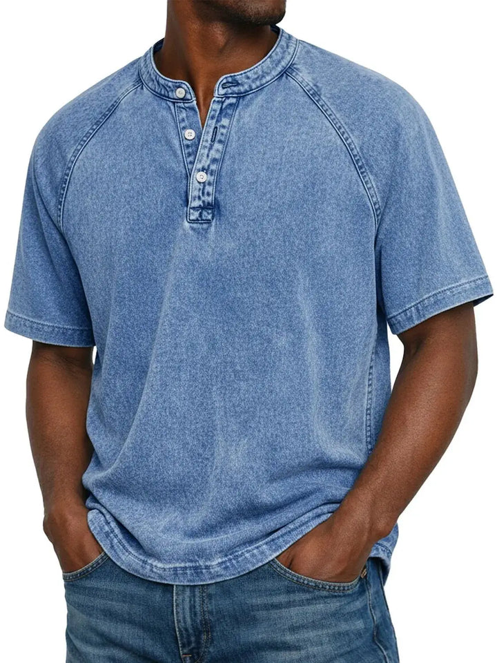 Elegantes Herren Button-up-Hemd mit durchgehender Knopfleiste, vielseitig für Büro & Alltag.
