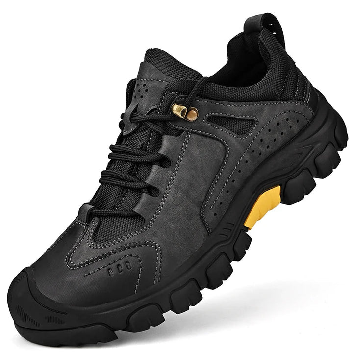 Herren Outdoor Schuhe, wasserdicht und rutschfest, bieten Komfort und sicheren Halt für lange Wanderungen und Abenteuer.