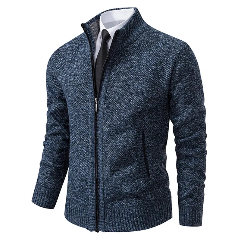Leichte Herren Freizeitjacke mit Stehkragen, optimal für Outdoor-Aktivitäten im Frühling oder Herbst.