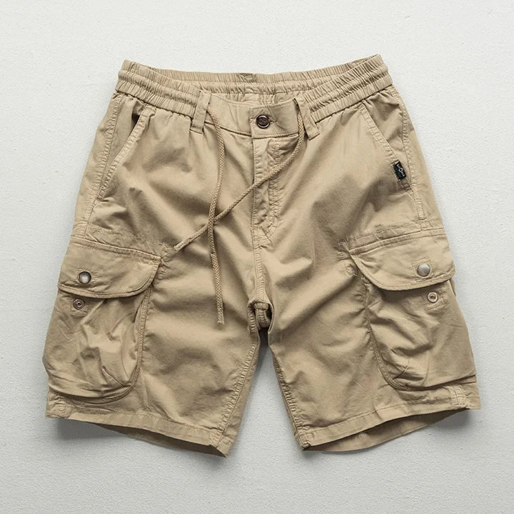 Herren-Cargoshorts im Relaxed Fit mit praktischen Seitentaschen für Freizeit & Alltag, ideal für den Sommer.