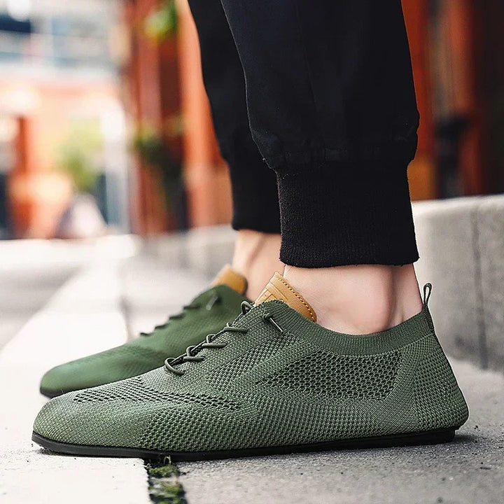 Leichte Herren Sneaker: Perfekt für Freizeit und Alltag, bieten optimalen Komfort.