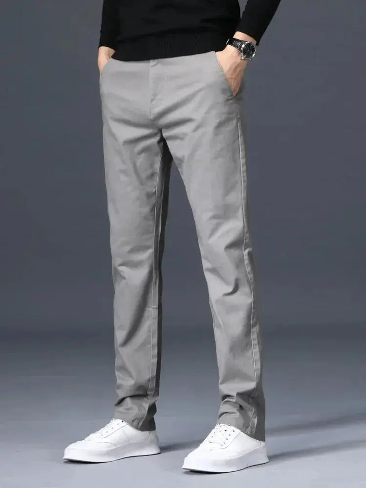Freizeithose für Herren, gerade geschnitten, bequem und elegant, ideal für einen stilvollen Alltagslook.