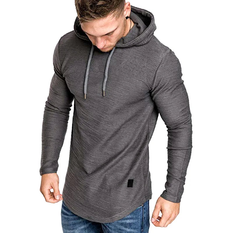 Stylischer Herren Kapuzenpullover Slim Fit. Bequemer Alltagshoodie mit verstellbarer Kapuze & gerippten Ärmeln.