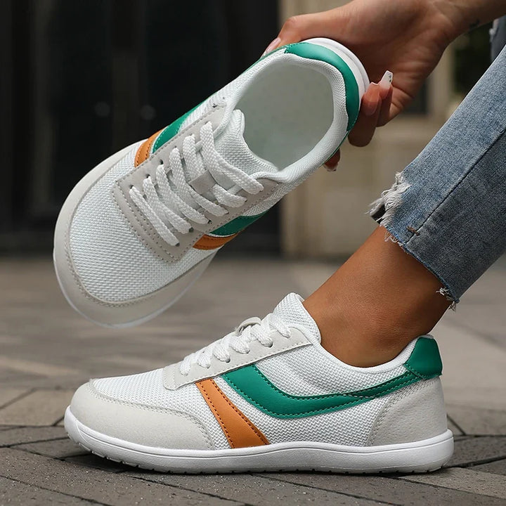 Grüne Damen Barfußschuhe, atmungsaktive und flache Freizeitschuhe mit breiter Zehenbox. Komfortabel.
