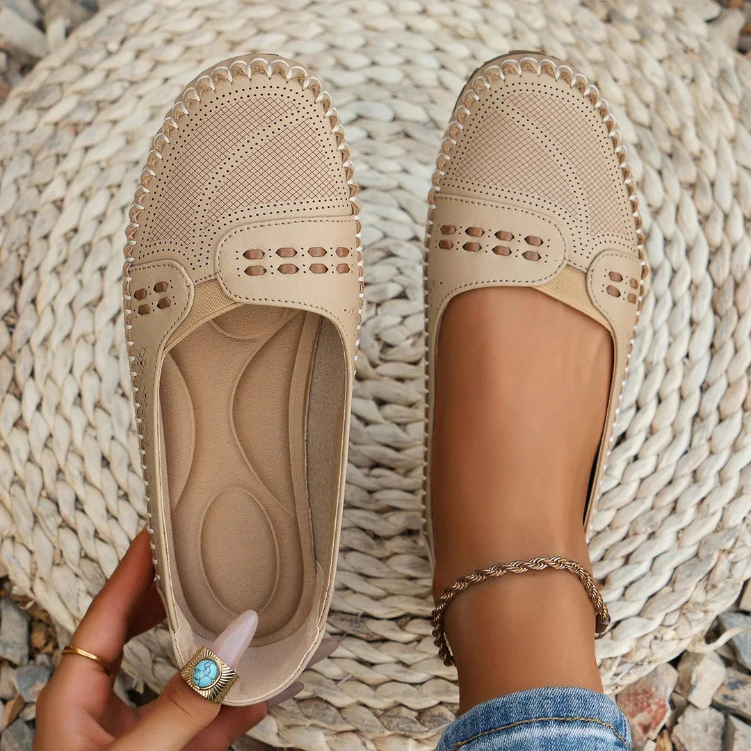 Vielseitige Damen Loafer, klassisch, mit flacher Sohle, ideal für Business, Freizeit & Alltagsschuhe.