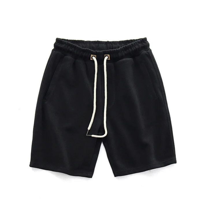 Stylische Herren Shorts mit Kordelzug für optimalen Komfort. Kurze, weiche Hose für entspannte Sommertage.