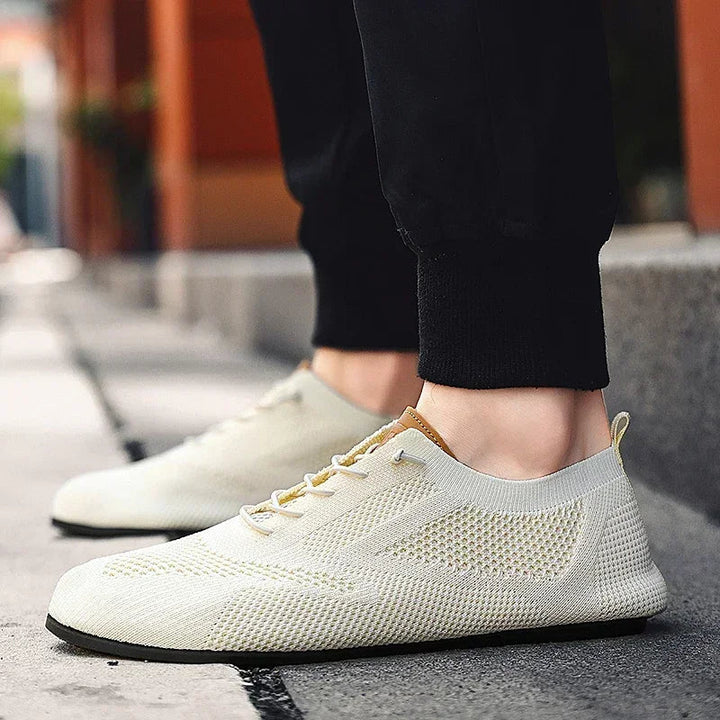 Robuste Herren Sneaker: Leicht & atmungsaktiv für lange Tage voller Komfort und Stil.