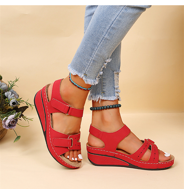 Sommerliche gelbe Damen Sandalen, orthopädisch & bequem, mit Fußgewölbestütze & Leichtigkeit.