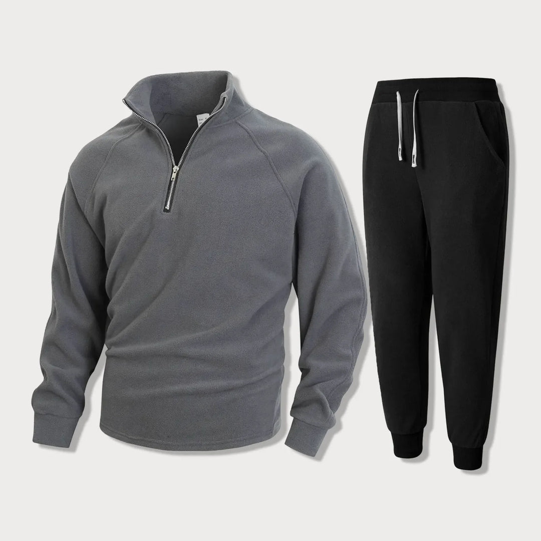 Herren Trainingsanzug Set mit Halbem Reißverschluss. Bequeme Freizeitkleidung, perfekt für Sport oder Lässigkeit.