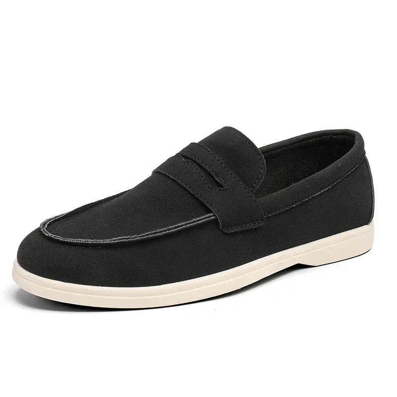 Loafer für Männer, bequeme Winterschuhe mit eleganter Optik und robuster Sohle.