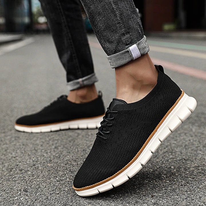 Atmungsaktive Strick-Sneaker für Herren in modernem Design. Perfekt für Freizeitaktivitäten.
