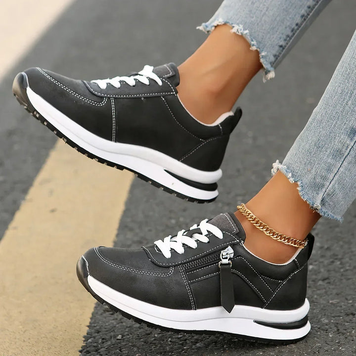 Optimale Passform der Damen Plateau Sneakers, orthopädisch, modisch und sehr bequem.