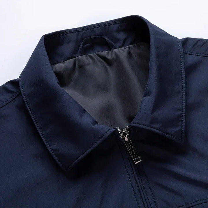 Schicke Herren Freizeitjacke im Business Casual Slim Fit Stil. Atmungsaktiv & vielseitig für Alltag & Büro.
