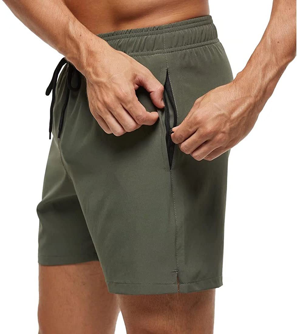 Praktische Herren Schwimmhose mit Kordelzug & Reißverschlusstasche. Perfekt für aktive Wasseraktivitäten.