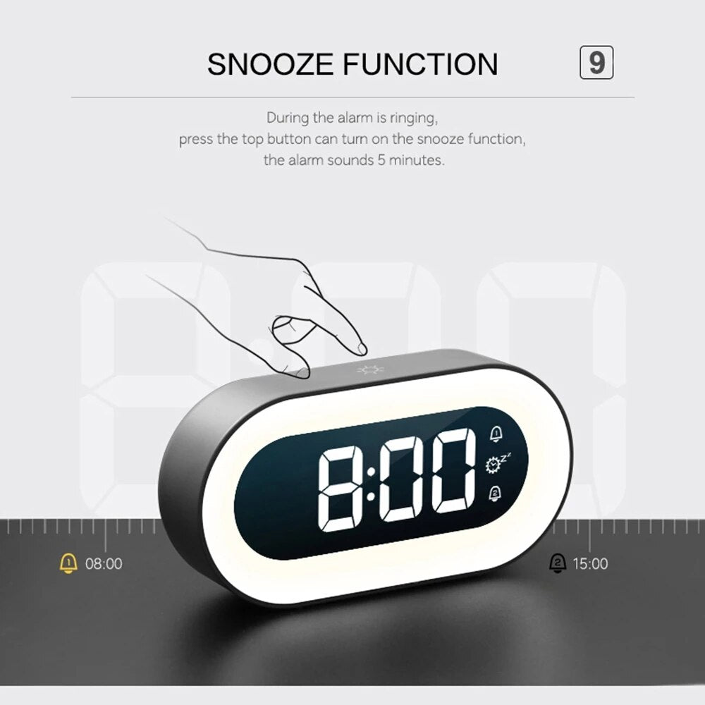 Digitaler Wecker im minimalistischen Design mit sanftem Nachtlicht, ideal für Büro oder Schlafzimmer.