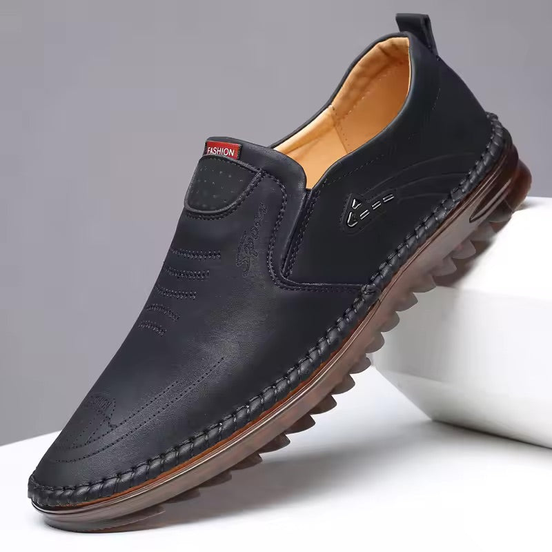 Orthopädische Herren-Gesundheitsschuhe Lorenzo mit ergonomischer Passform und Dämpfung.