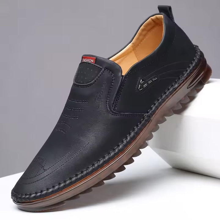 Orthopädische Herren-Gesundheitsschuhe Lorenzo mit ergonomischer Passform und Dämpfung.