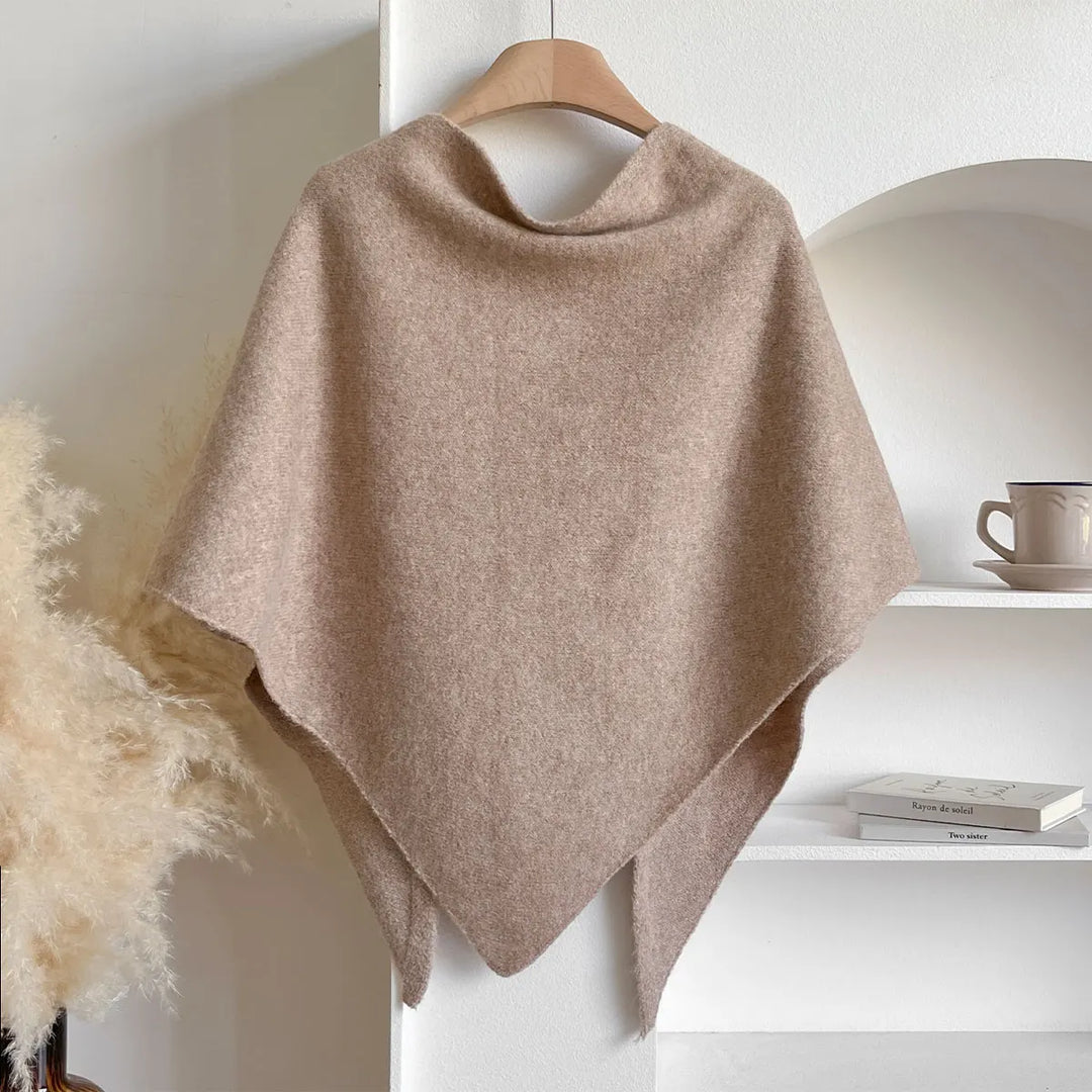 Warmer Damen Winterschal in schlichtem Design, als elegantes Accessoire oder für Layering-Looks.