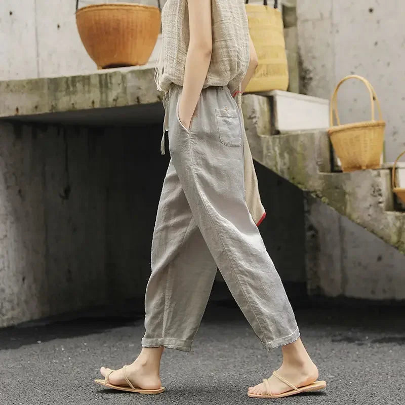Damen Relaxed Fit Hose in Grau mit elastischem Bund, bequem & lässig für Freizeit & Alltag.