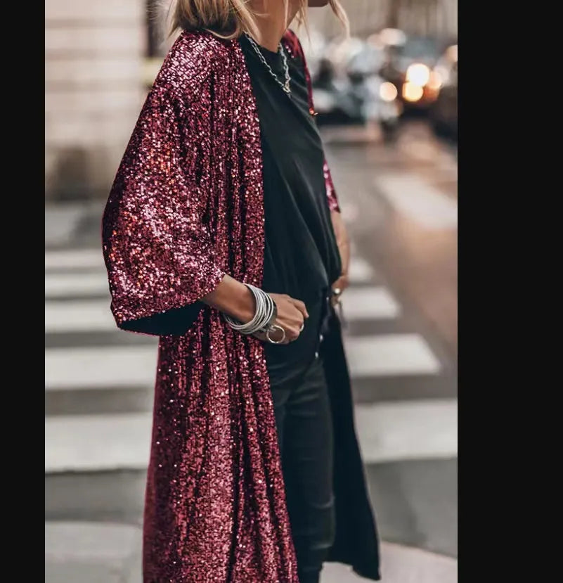 Eleganter Damen-Herbstmantel, schick, mit Gürtel & Taschen. Perfektes Outerwear für stilvolle Herbstoutfits.