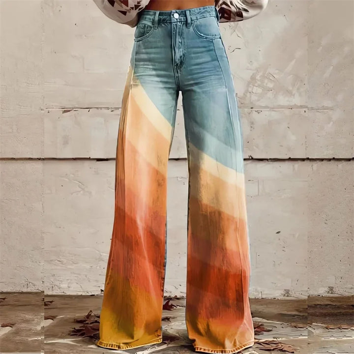 Bequeme Damen Bedruckte Schlagjeans im Boho Chic. High Waist Flare Jeans für Streetwear & Freizeit.