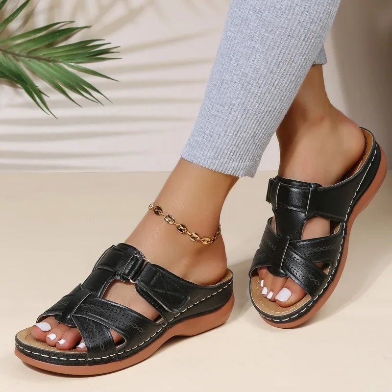 Komfortable Damen Vintage Sommerschuhe: Orthopädische Keilsandalen für angenehme Fussgesundheit.
