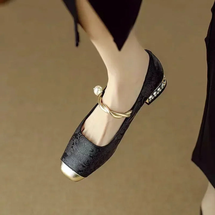 Komfortable orthopädische Damen Sandalen in Schwarz, perfekt für Halt und Entlastung im Alltag und Sommer.