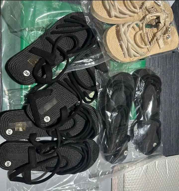 Modische Komfort Sandalen für Damen, bequeme Freizeitschuhe im sommerlichen Stil und Design.