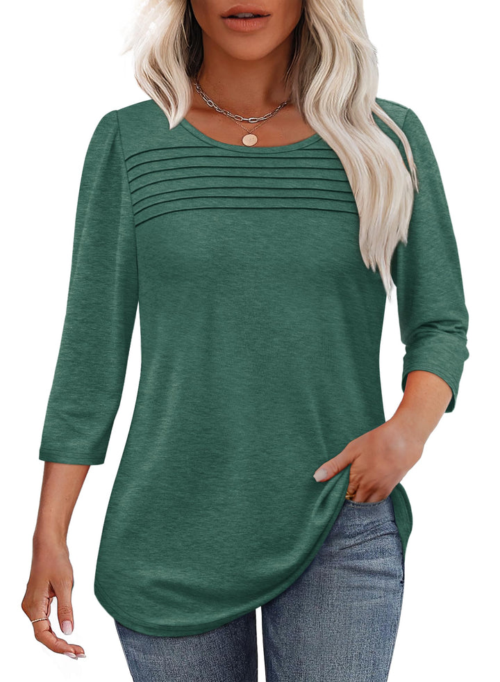 Vielseitiges Damen-Top, 3/4-Arm, Plissee-Details, Rundhals. Geeignet für Freizeit oder Büro.