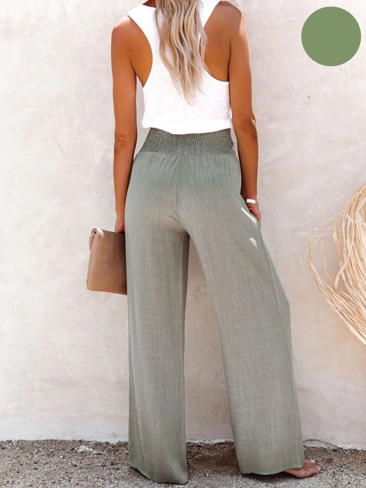 Leichte Damen Sommerhose Livia aus Leinen mit hoher Taille und weitem Bein, ideal für warme Tage.