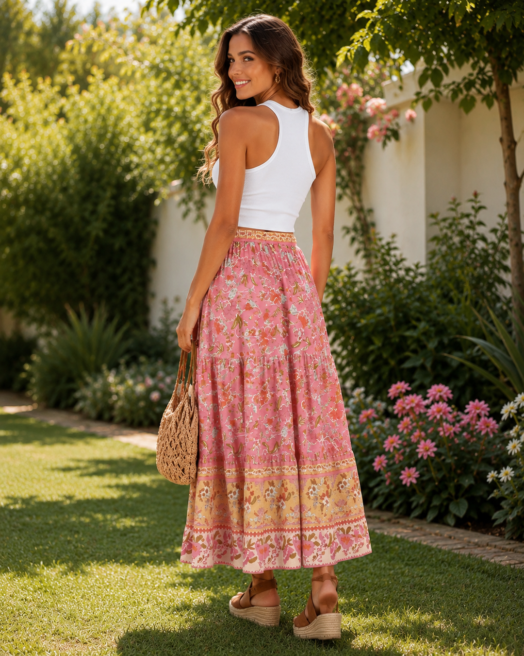 Elegantes rosa Damen-Maxikleid im Boho-Vintage-Stil mit lockerem Schnitt, ideal als Strandkleid oder Freizeitkleid.