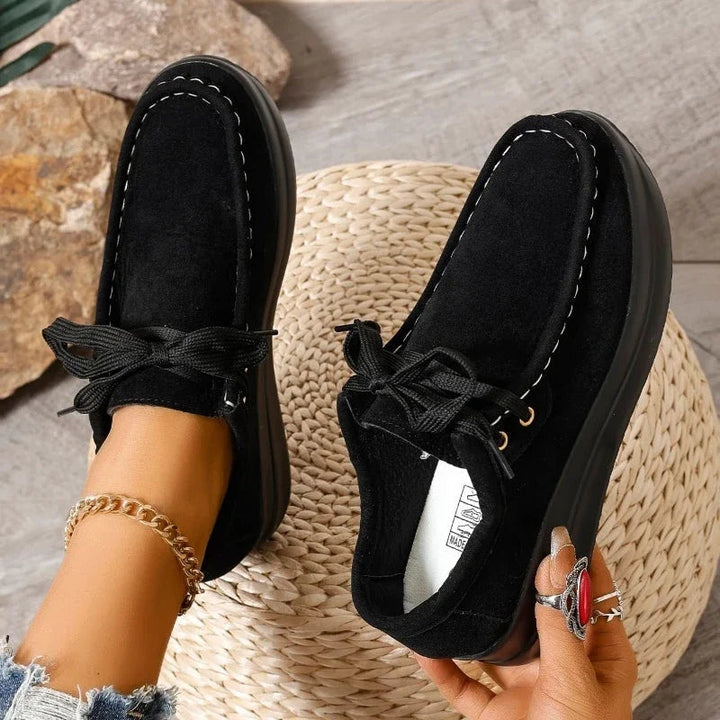 Schnürsystem der Damen Sneakers; sichere, bequeme Freizeitschuhe mit rutschfester Sohle für besten Halt & Komfort.