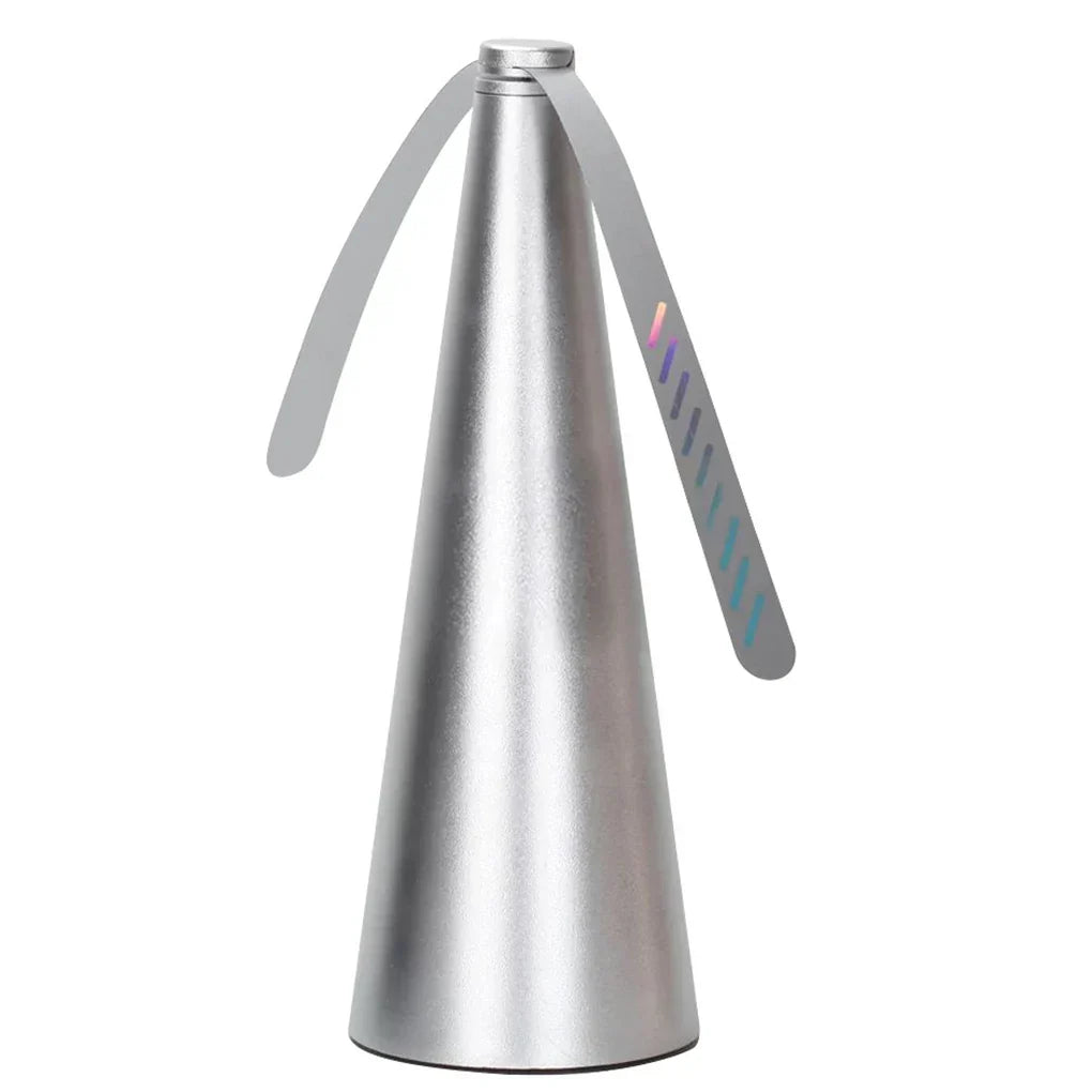 Eleganter Fliegen- & Insektenabwehr Ventilator. Geräuscharm & effektiv für entspannte Mahlzeiten draußen.